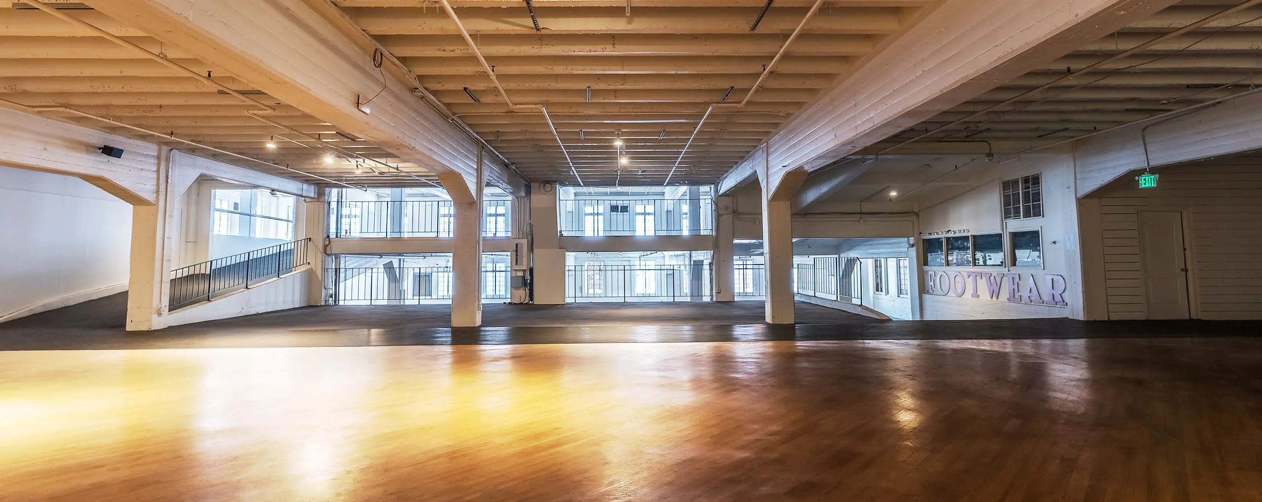 Denver Event Venue, Sports Castle, Mezzanine, Vacant, Day