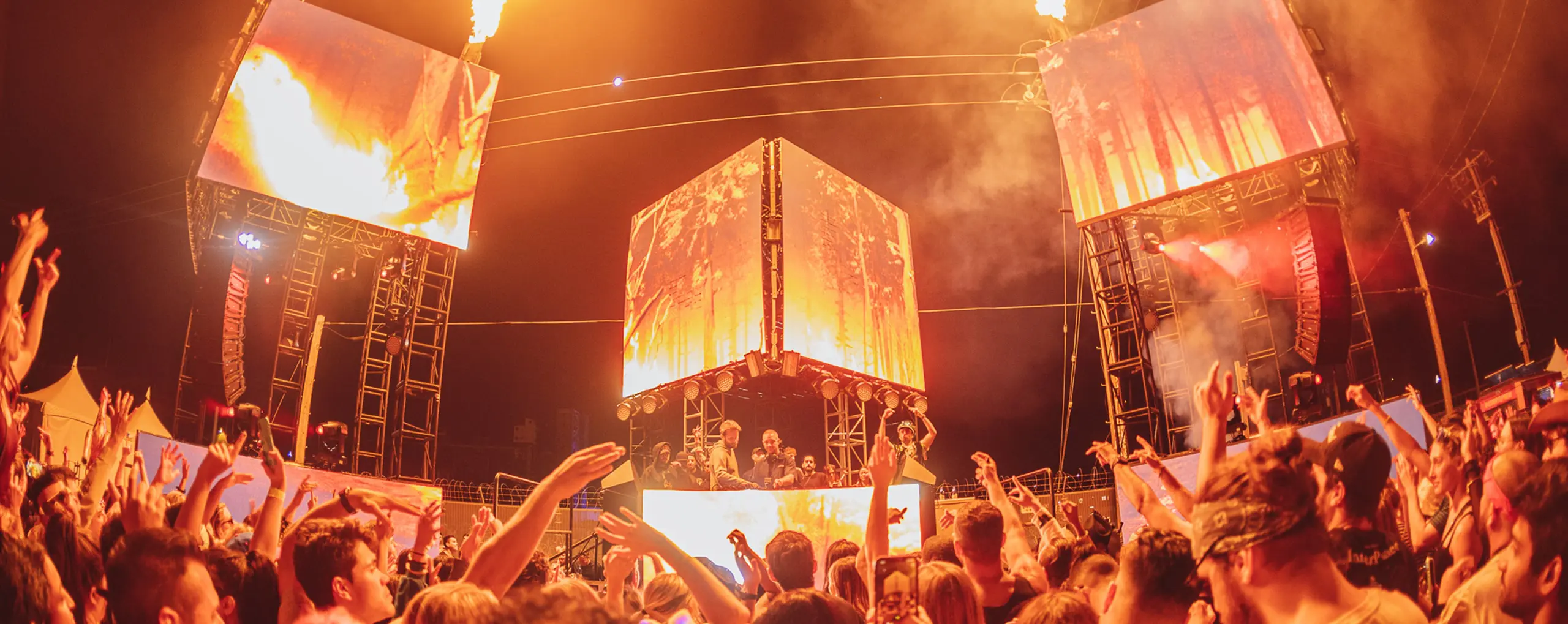 San-Francisco-Midway-Interior-Concert-Stage-Night-2-min San Francisco Event Venue, The Midway, Interior, Stage, Event, Concert, Crowd, Night