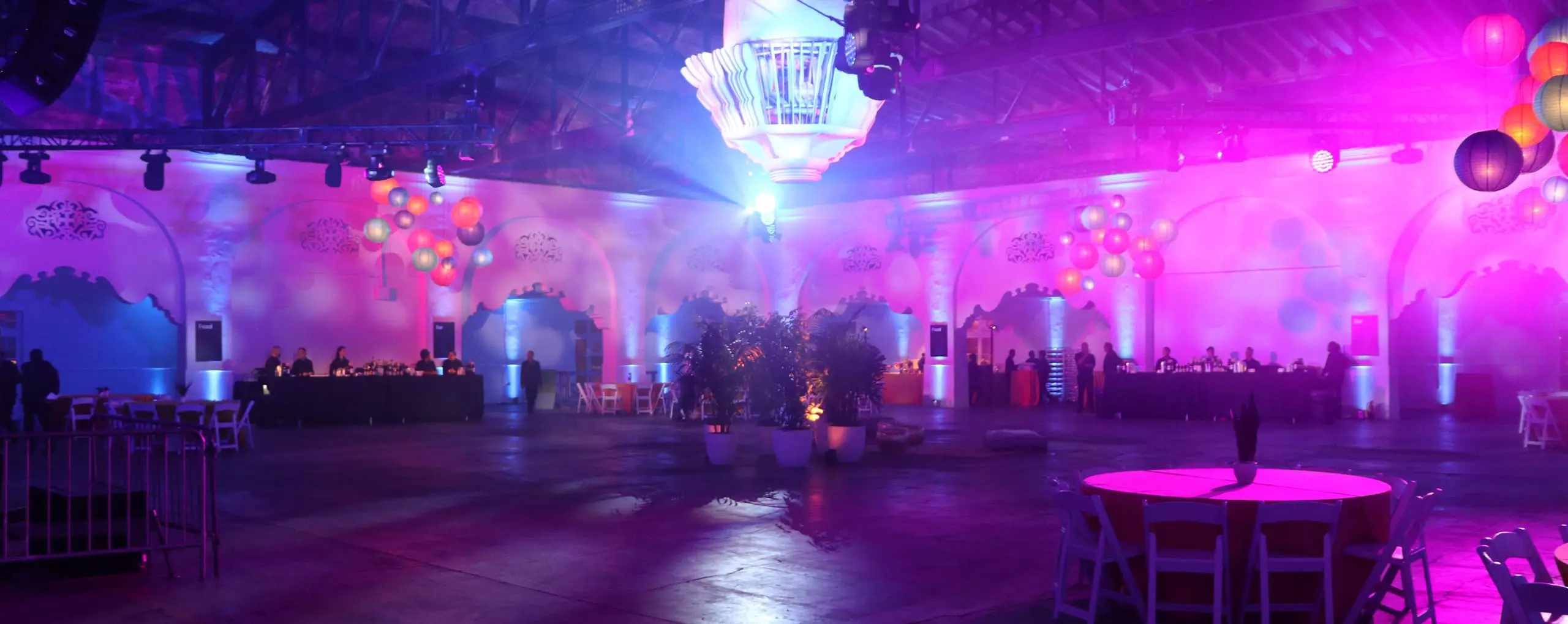 San Francisco<br />
Event Venue<br />
SVN West<br />
Activated<br />
Crowd<br />
Night